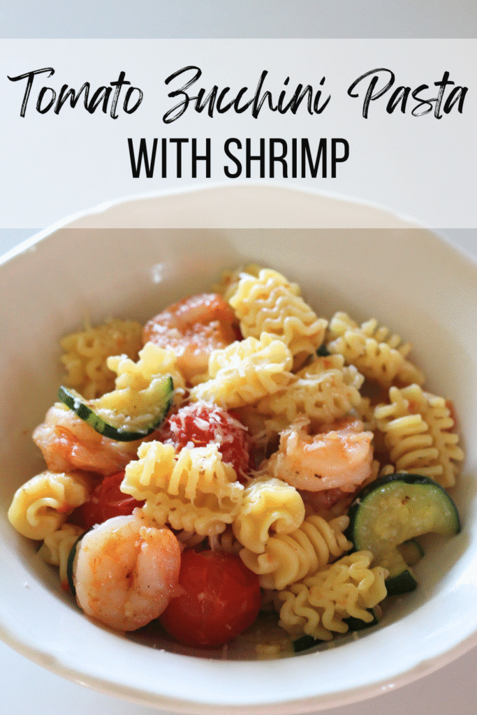 Easy Tomato Zucchini Pasta Recipe with Shrimp #pasta #recipe #zucchini #sauce #tomato #garlic #large #tomatoes #sweet #garden #fresh #minutes #mamamakesiteasy